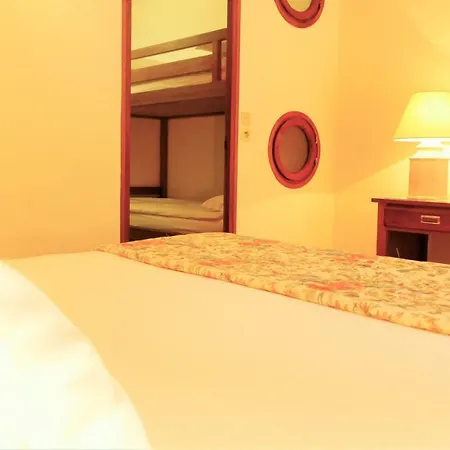 Hotel De Gigaro 3*
